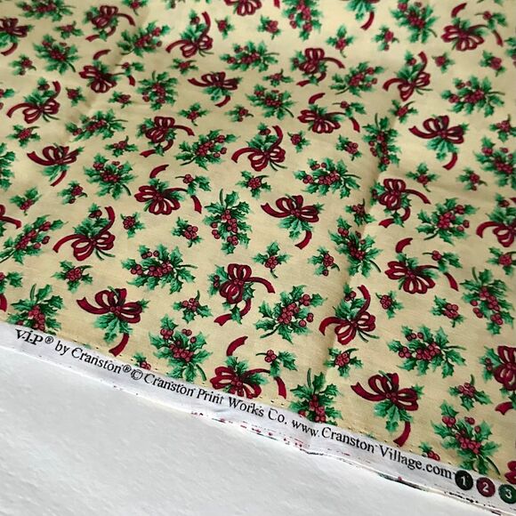 Vintage Holly & Ivy with Red Bows Xmas Quilting Cotton Cranston BTY - Picture 2 of 2